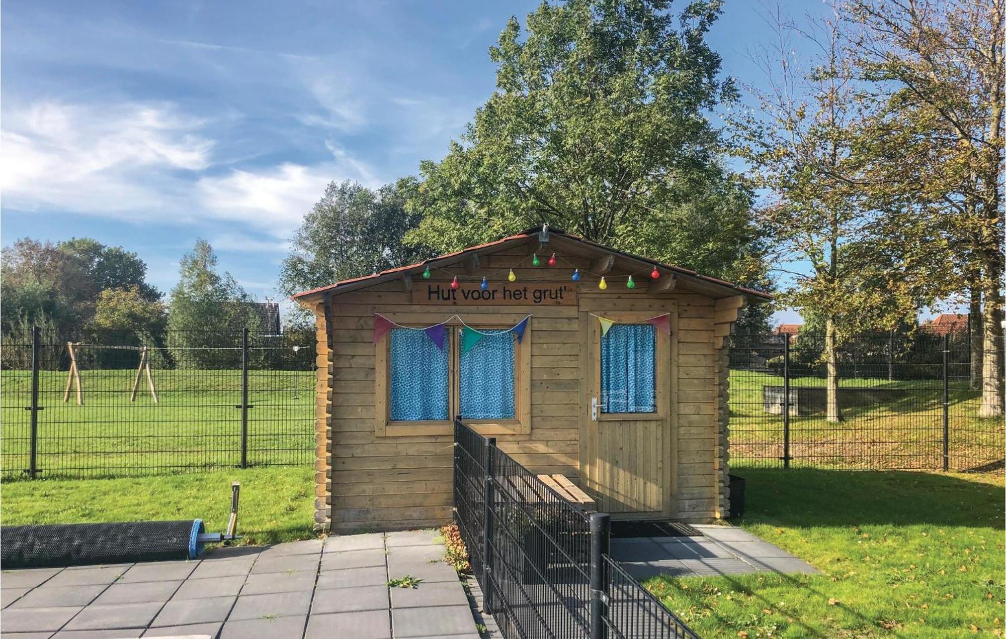Lovely Home In Tzummarum With Wifi Exterior photo