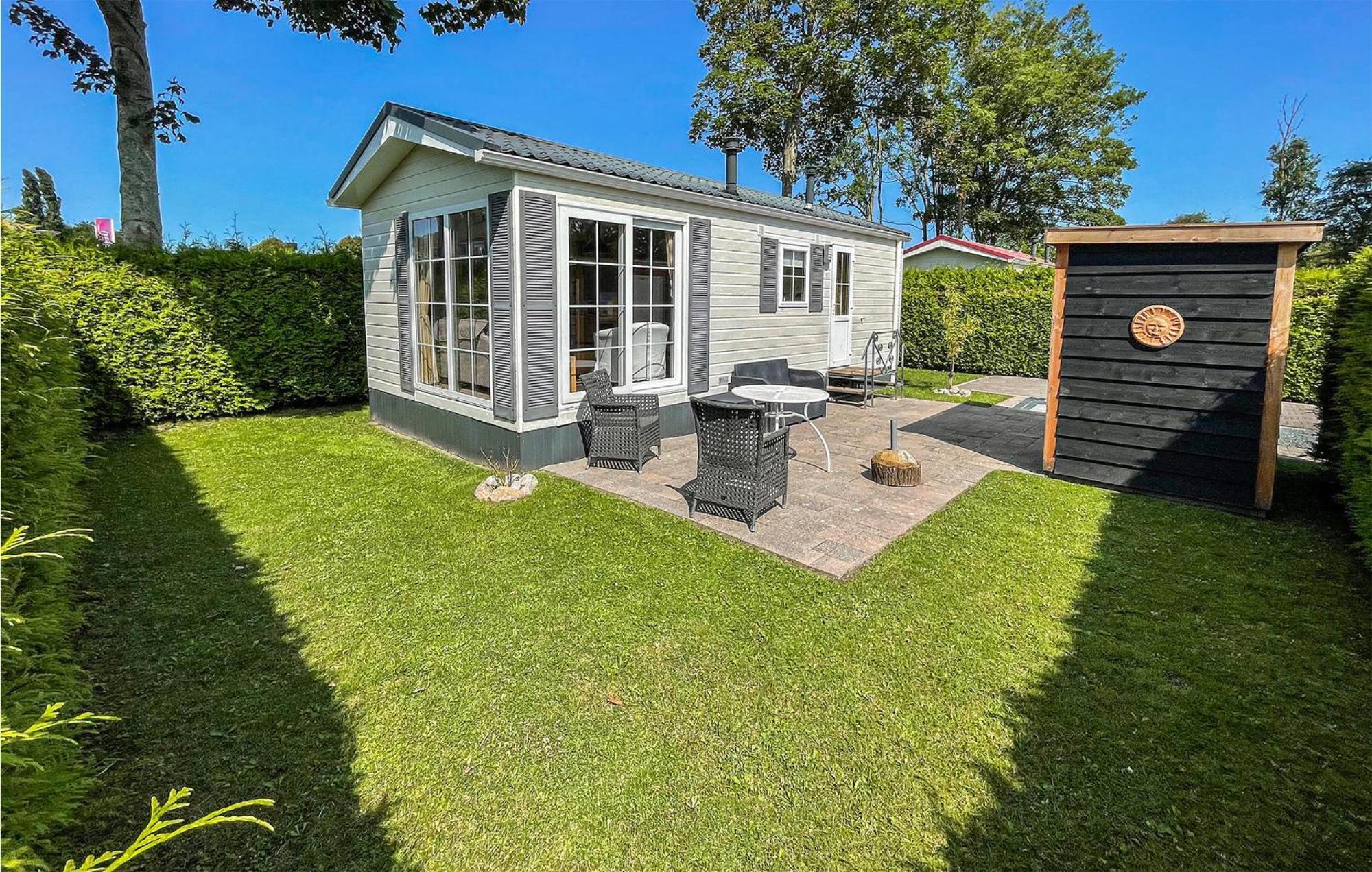 Lovely Home In Tzummarum With Wifi Exterior photo